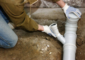 Ways to Fix a Rusting and Leaking Cast Iron Sewer Pipe