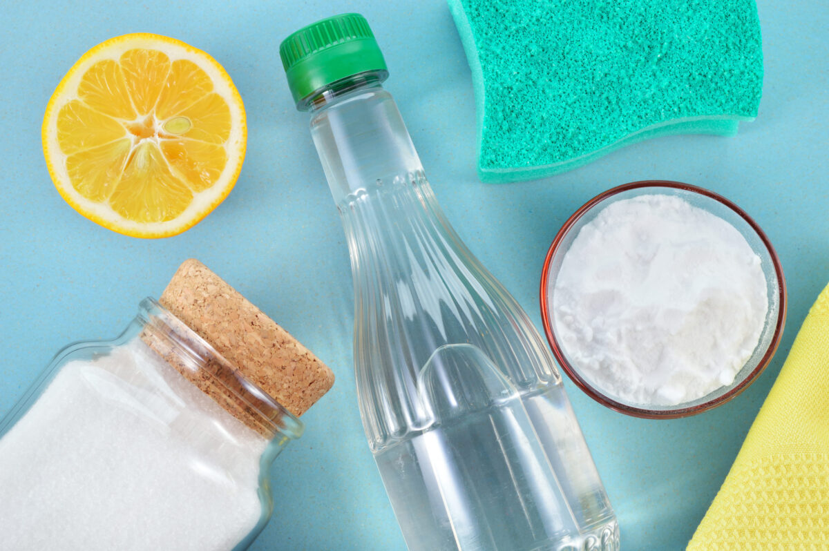 Best Home Remedy For A Clogged Drain (With 7 More)